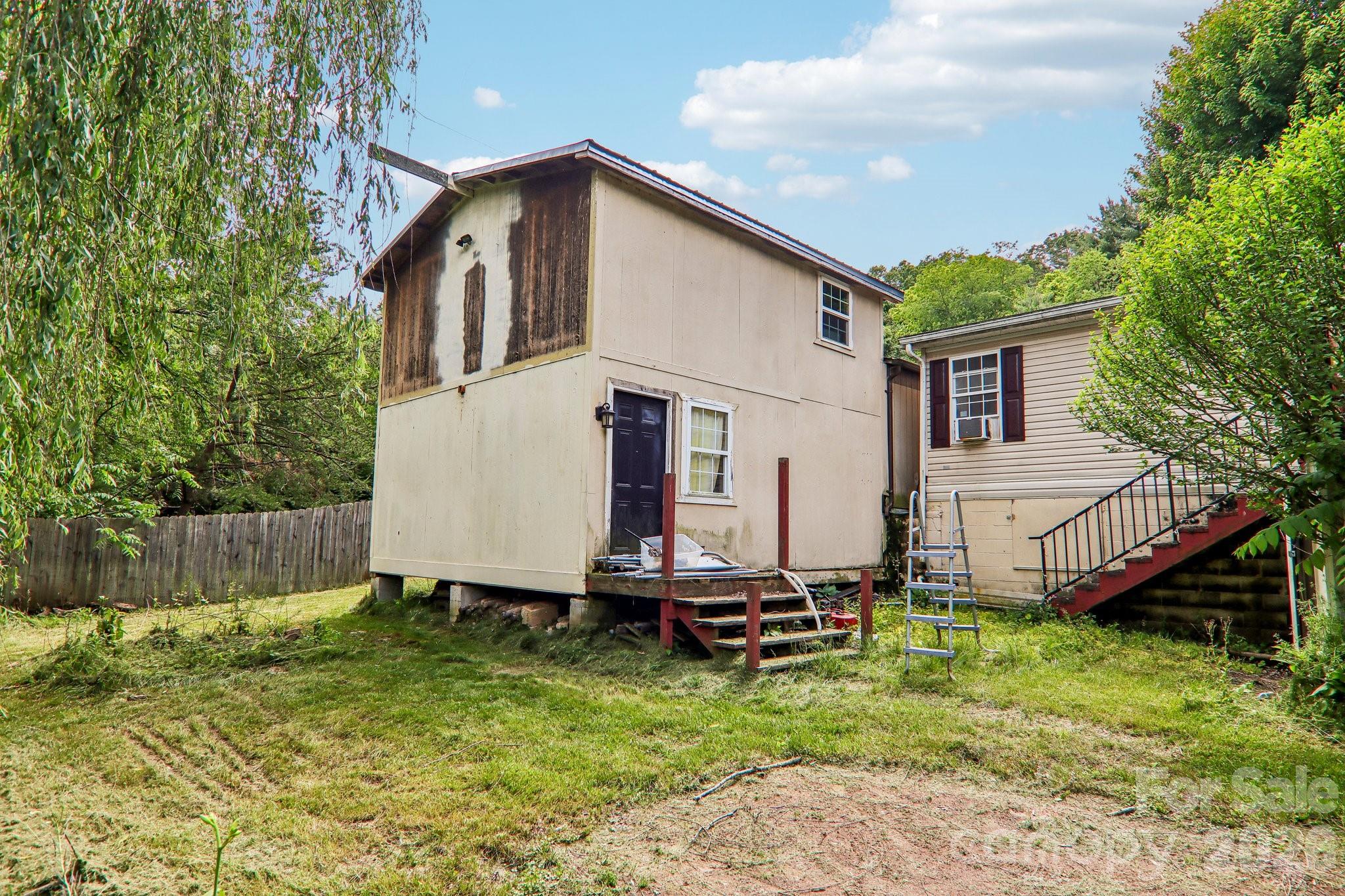19 Dot Street Clyde, NC 28721 - Photo 20 of 28