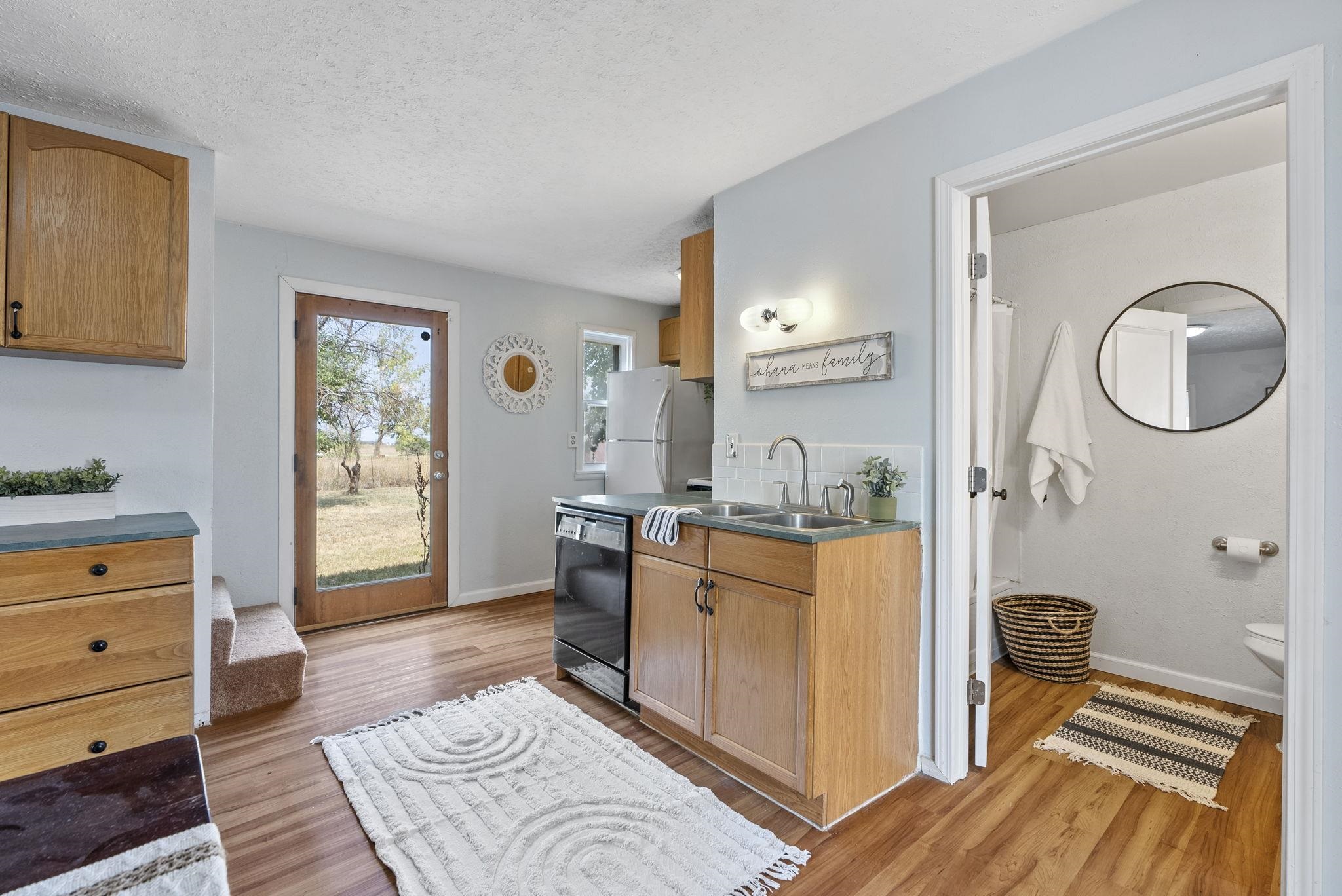 5915 South Holly Road Spokane, WA 99224 - Photo 8 of 31