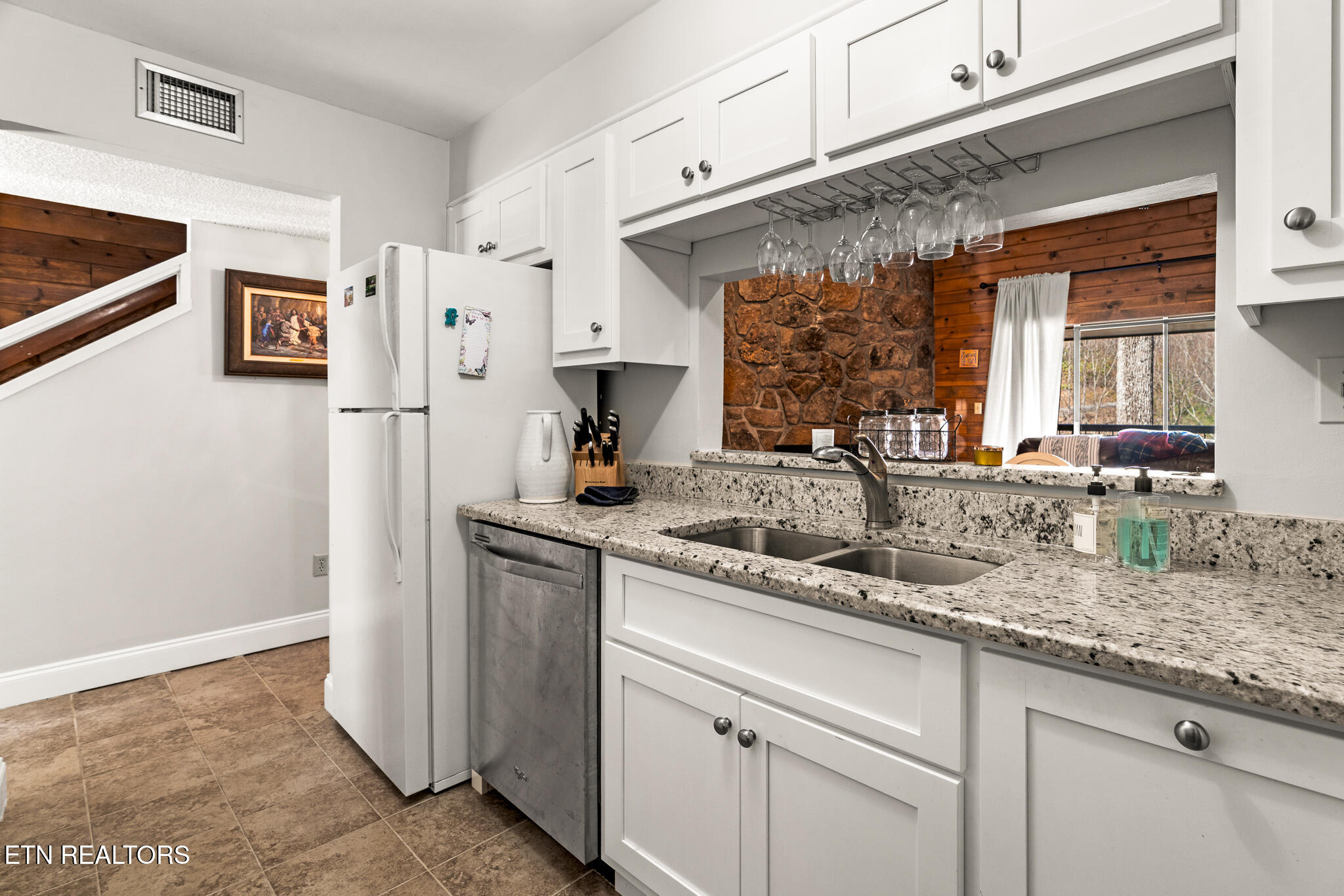 1235 Ski Mountain Road, Unit 613 Gatlinburg, TN 37738 - Photo 12 of 31 untitled-12