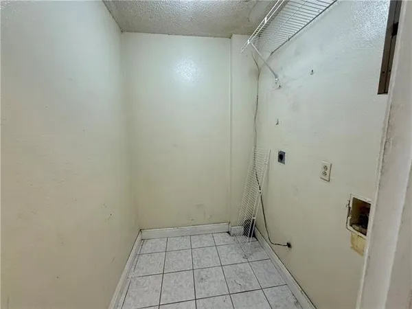 $130,000 | 2020 Breckenridge Drive, Harvey, LA 70058