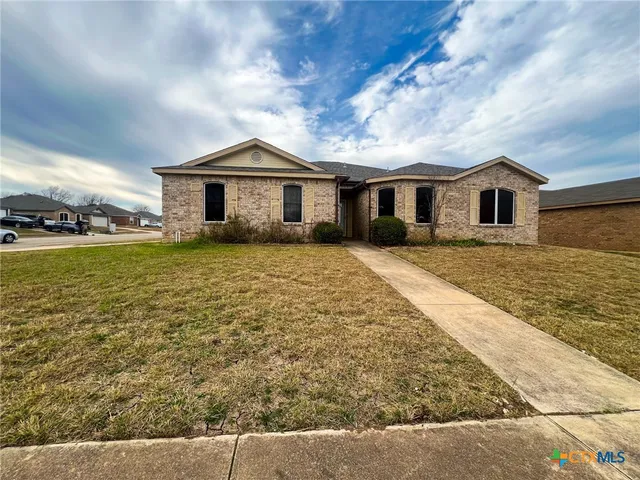$229,600 | 5509 Holster Drive, Killeen, TX 76549