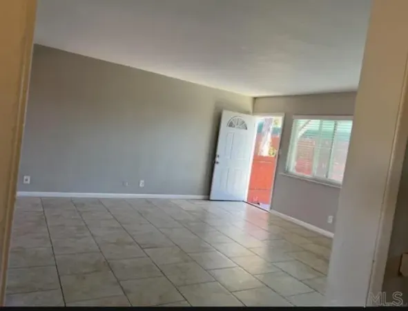 $3,400 | 574 10th Street, Imperial Beach, CA 91932