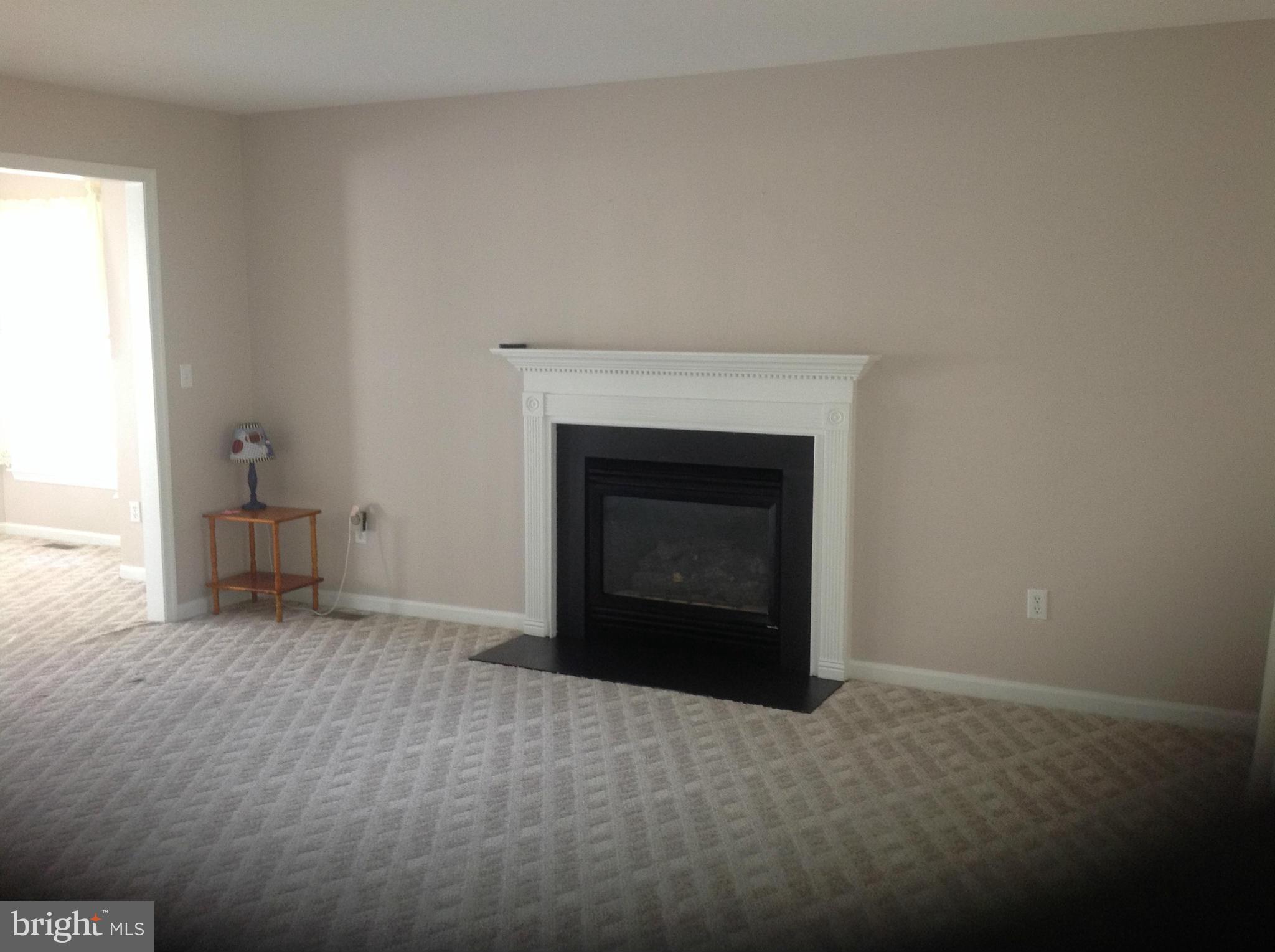 575 Manor Road Severna Park, MD 21146 - Photo 6 of 16 Living Room