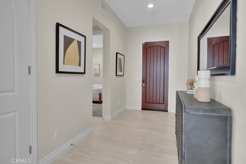 106 Cordial Irvine, CA 92620 - Photo 4 of 70