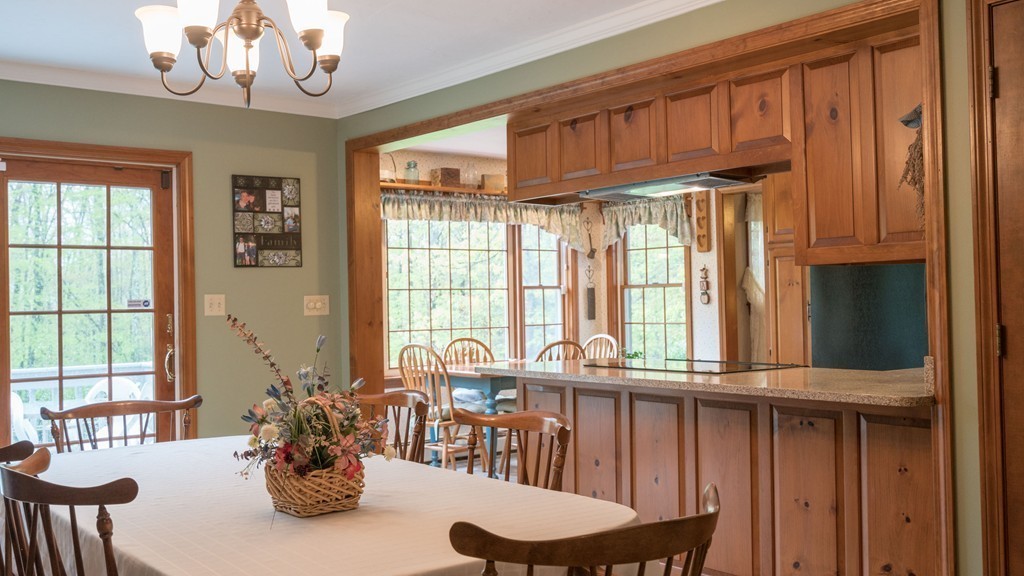 365 Leadmine Road Sturbridge, MA 01566 - Photo 12 of 30