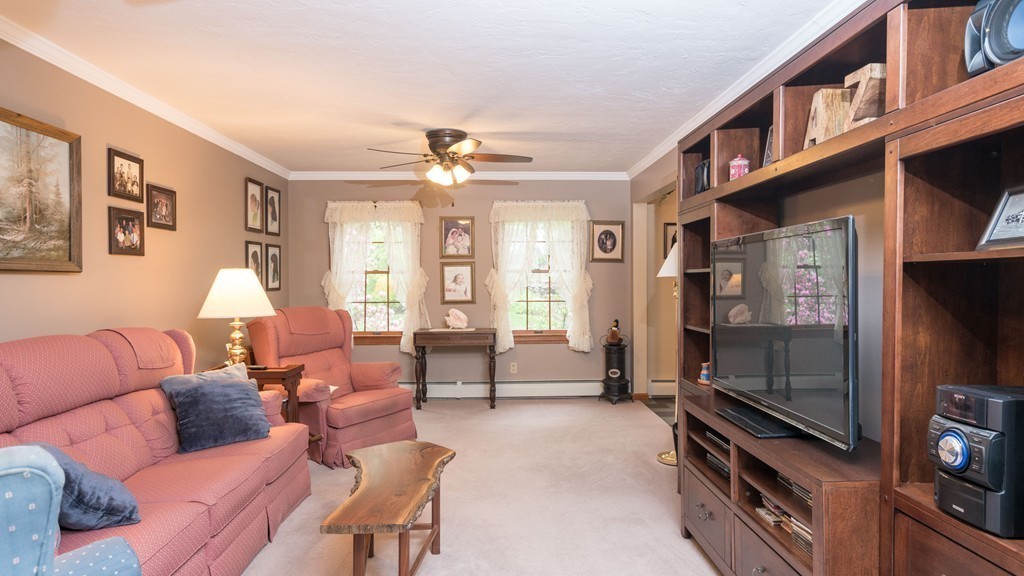 365 Leadmine Road Sturbridge, MA 01566 - Photo 6 of 30