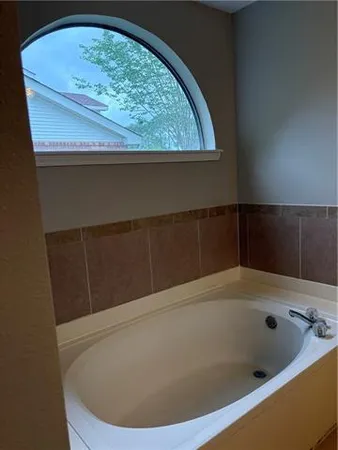 $2,400 | 250 Cross Gates Boulevard, Slidell, LA 70461