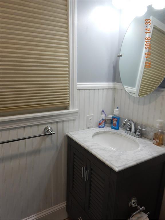 106 Colonial Road Portland, ME 04102 - Photo 21 of 34 Photo