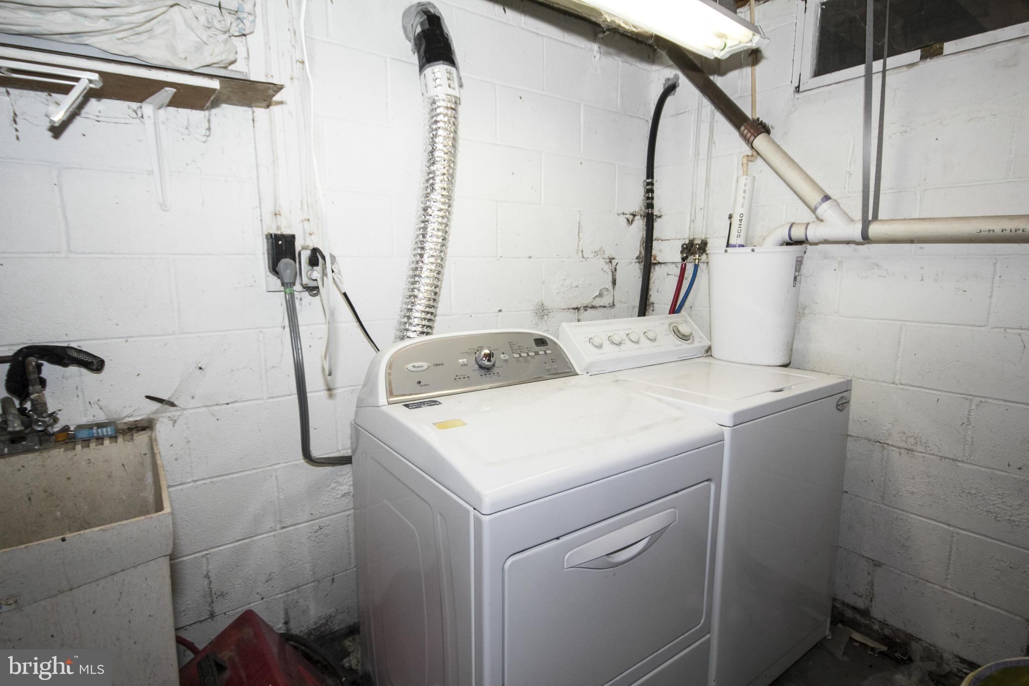 5024 Kemp Road Reisterstown, MD 21136 - Photo 20 of 30 a utility room with dryer and washer