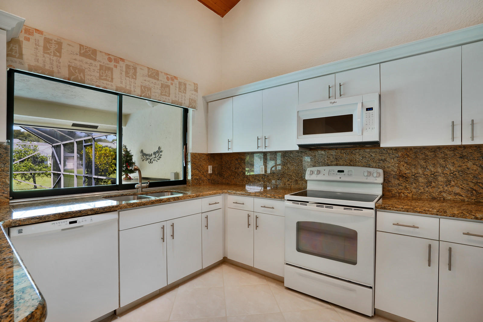 2391 Northwest 38th Street Boca Raton, FL 33431 - Photo 9 of 47 KITCHEN
