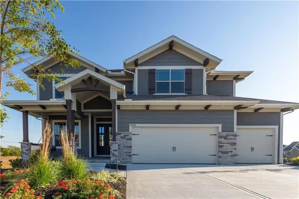 $725,635 | 17464 West 163rd Place, Olathe, KS 66062