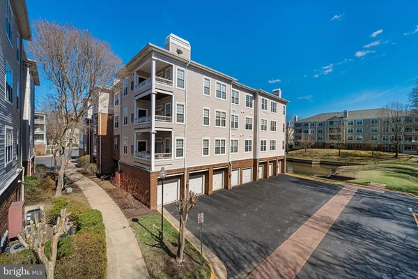 $2,800 | 4330 Y Cannon Ridge Court, Unit 44, Fairfax, VA 22033