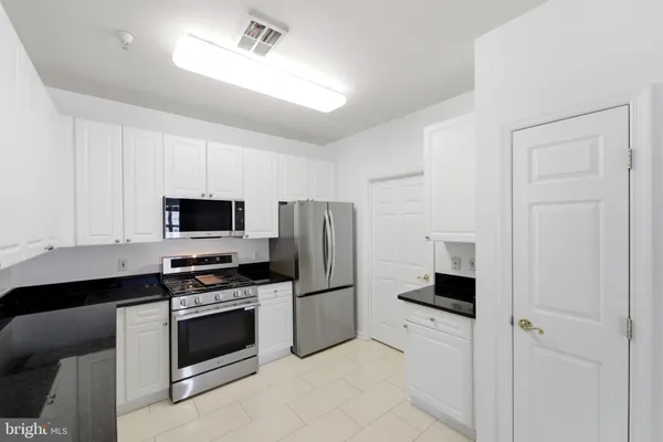 $2,800 | 4330 Y Cannon Ridge Court, Unit 44, Fairfax, VA 22033