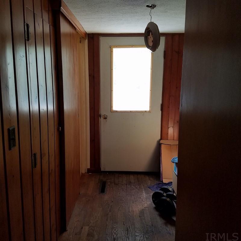55955 Fir Road Mishawaka, IN 46545 - Photo 12 of 21 Gallery Image 12