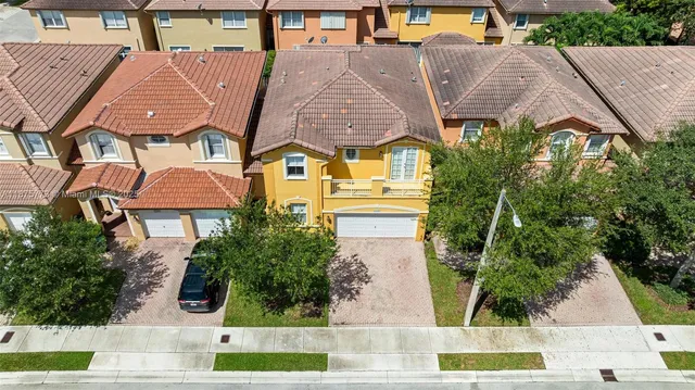 $799,000 | 8394 Northwest 113th Path, Doral, FL 33178