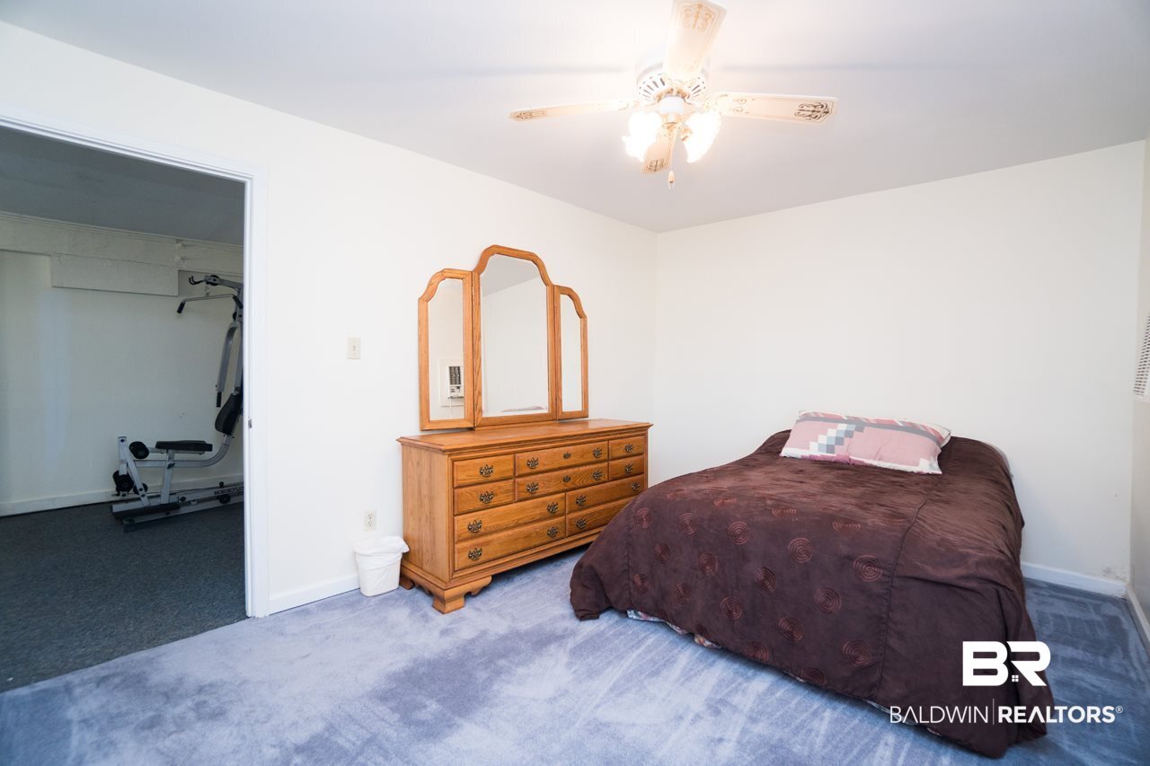 26352 Marina Road Orange Beach, AL 36561 - Photo 17 of 32 Guest Bedroom 3