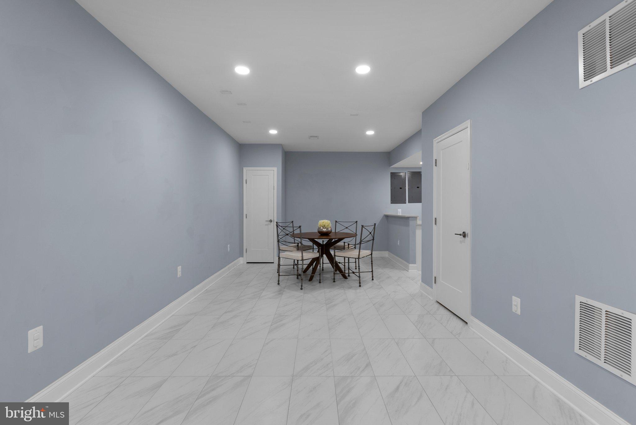 2924 Hunter Road Fairfax, VA 22031 - Photo 44 of 79 Dining Area