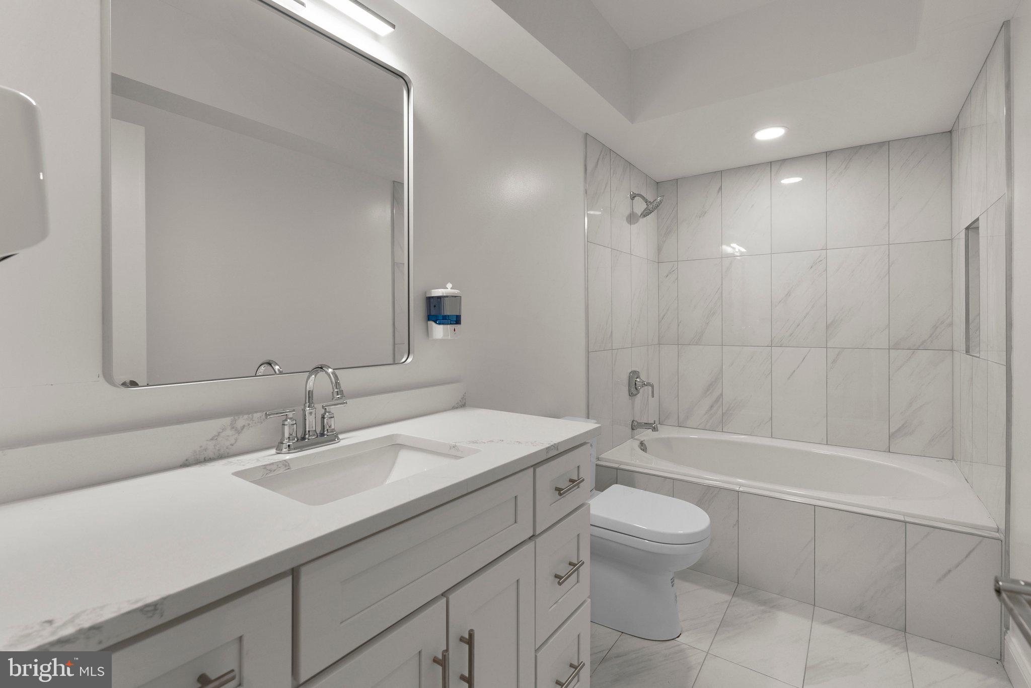 2924 Hunter Road Fairfax, VA 22031 - Photo 50 of 79 Bath #4 LL