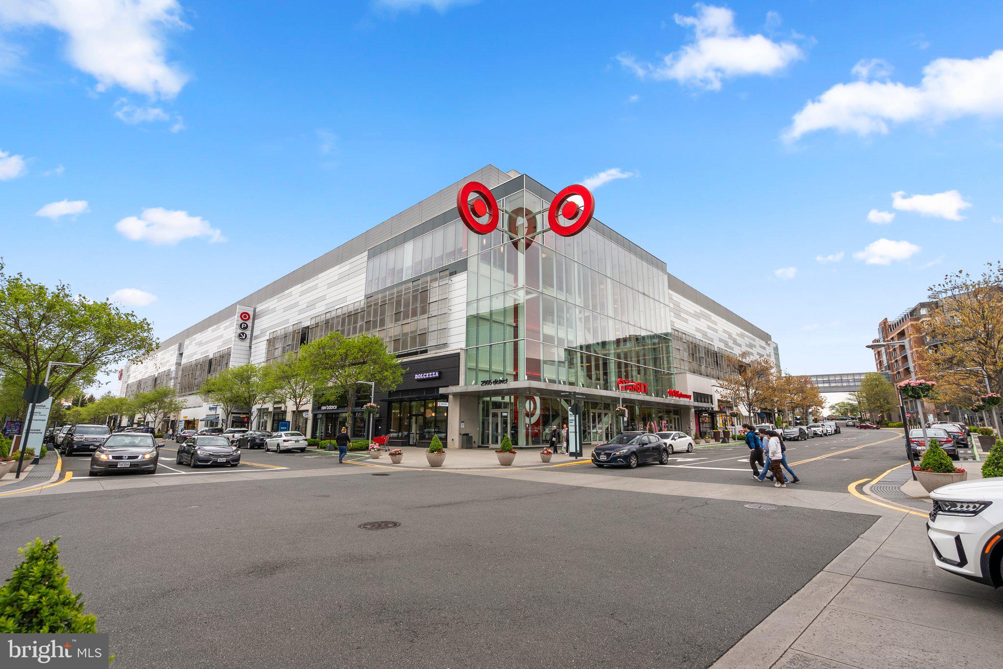 2924 Hunter Road Fairfax, VA 22031 - Photo 62 of 79 Entertainment