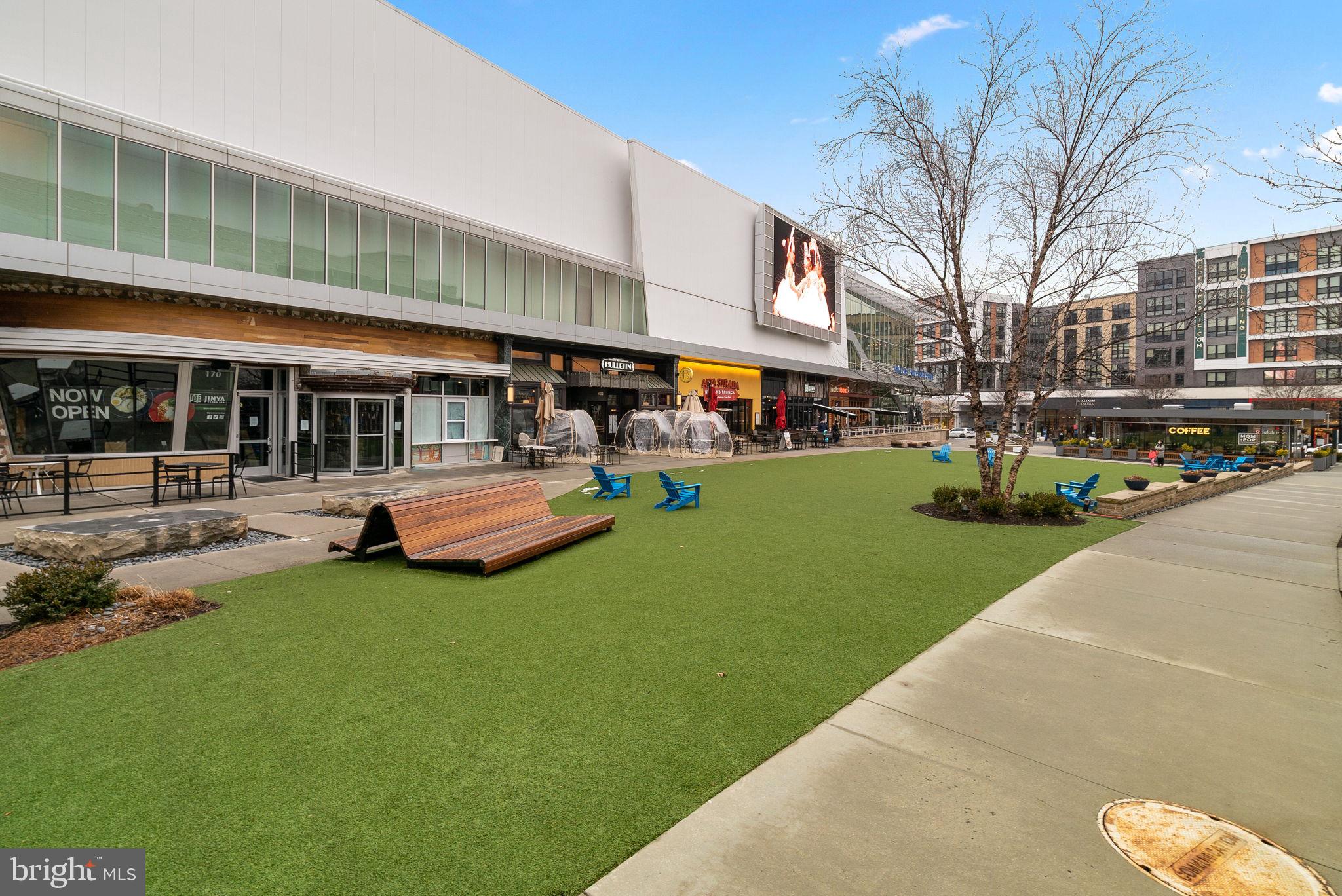 2924 Hunter Road Fairfax, VA 22031 - Photo 72 of 79 a view of a house with backyard porch and sitting area