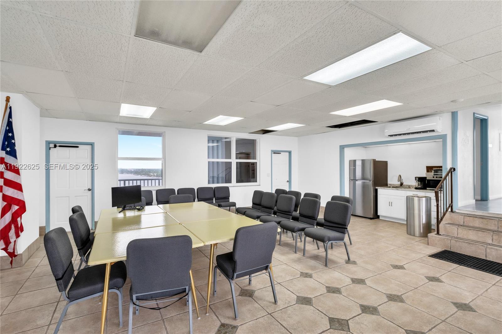 400 North Surf Road, Unit 506 Hollywood, FL 33019 - Photo 28 of 37 a view of a dining room with furniture