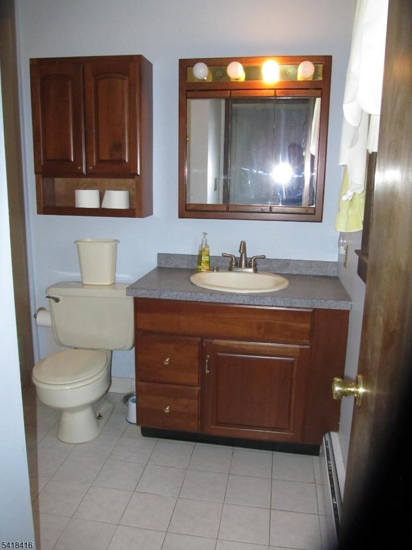 10 Hendrickson Drive Cream Ridge, NJ 08514 - Photo 9 of 12