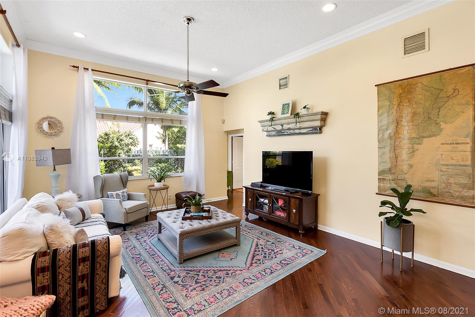 357 Fairmont Road Weston, FL 33326 - Photo 11 of 41 Gallery Image 11