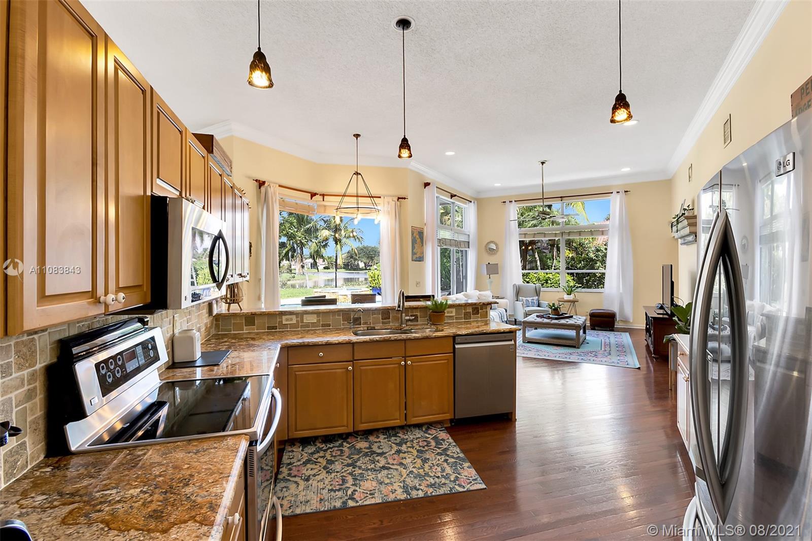 357 Fairmont Road Weston, FL 33326 - Photo 14 of 41 Gallery Image 14