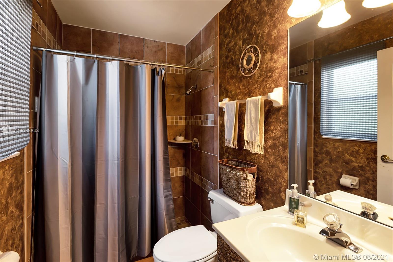357 Fairmont Road Weston, FL 33326 - Photo 31 of 41 Gallery Image 31