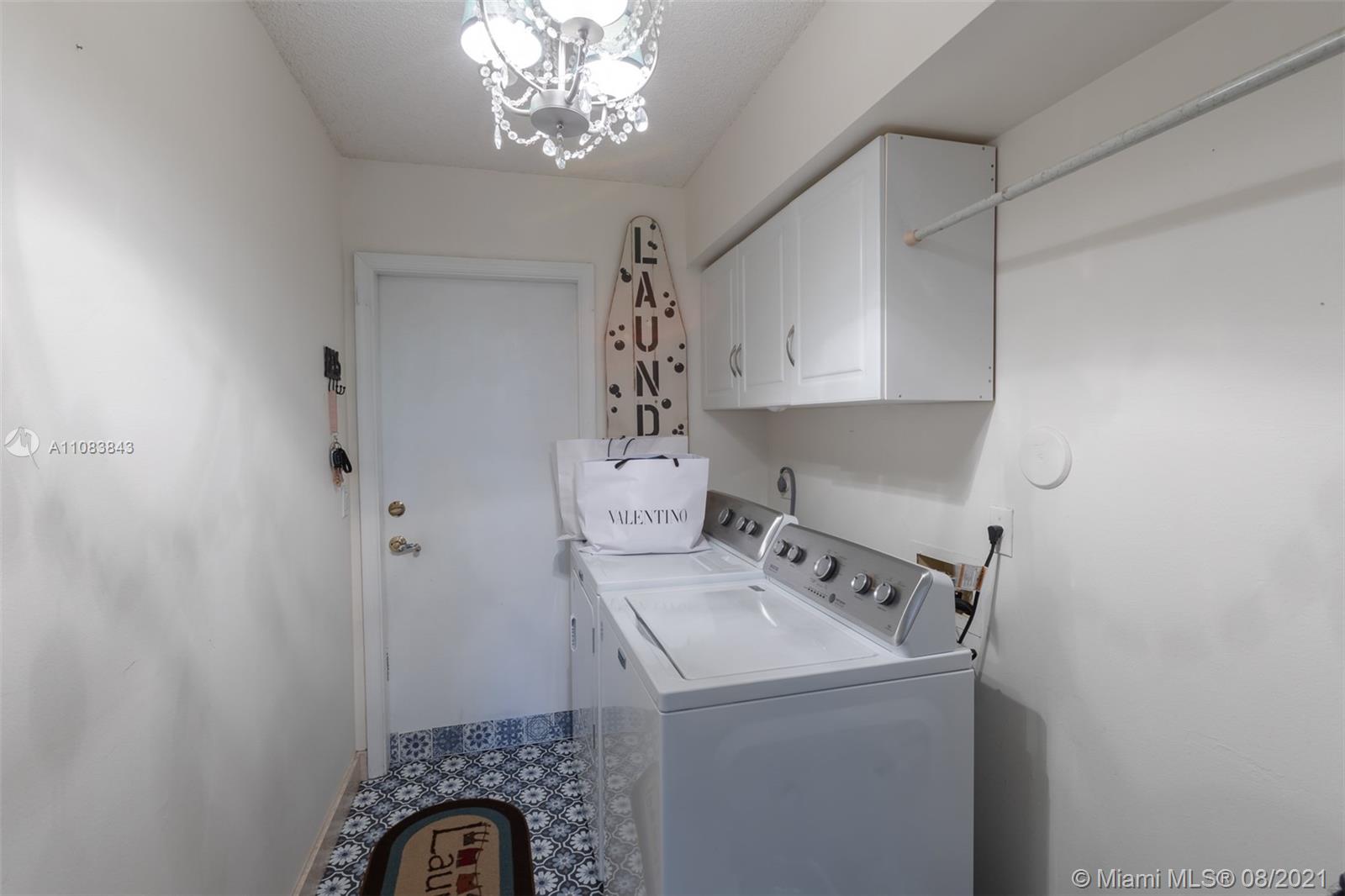 357 Fairmont Road Weston, FL 33326 - Photo 33 of 41 Gallery Image 33