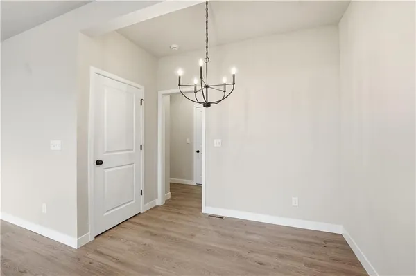 $376,420 | 3069 Northwest 96th Terrace, Kansas City, MO 64154