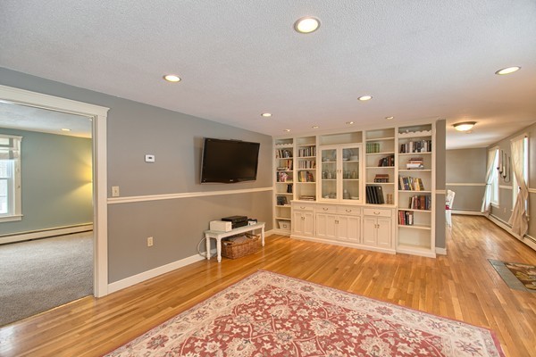 22 Boxborough Road Littleton, MA 01460 - Photo 3 of 23 Gallery Image 3