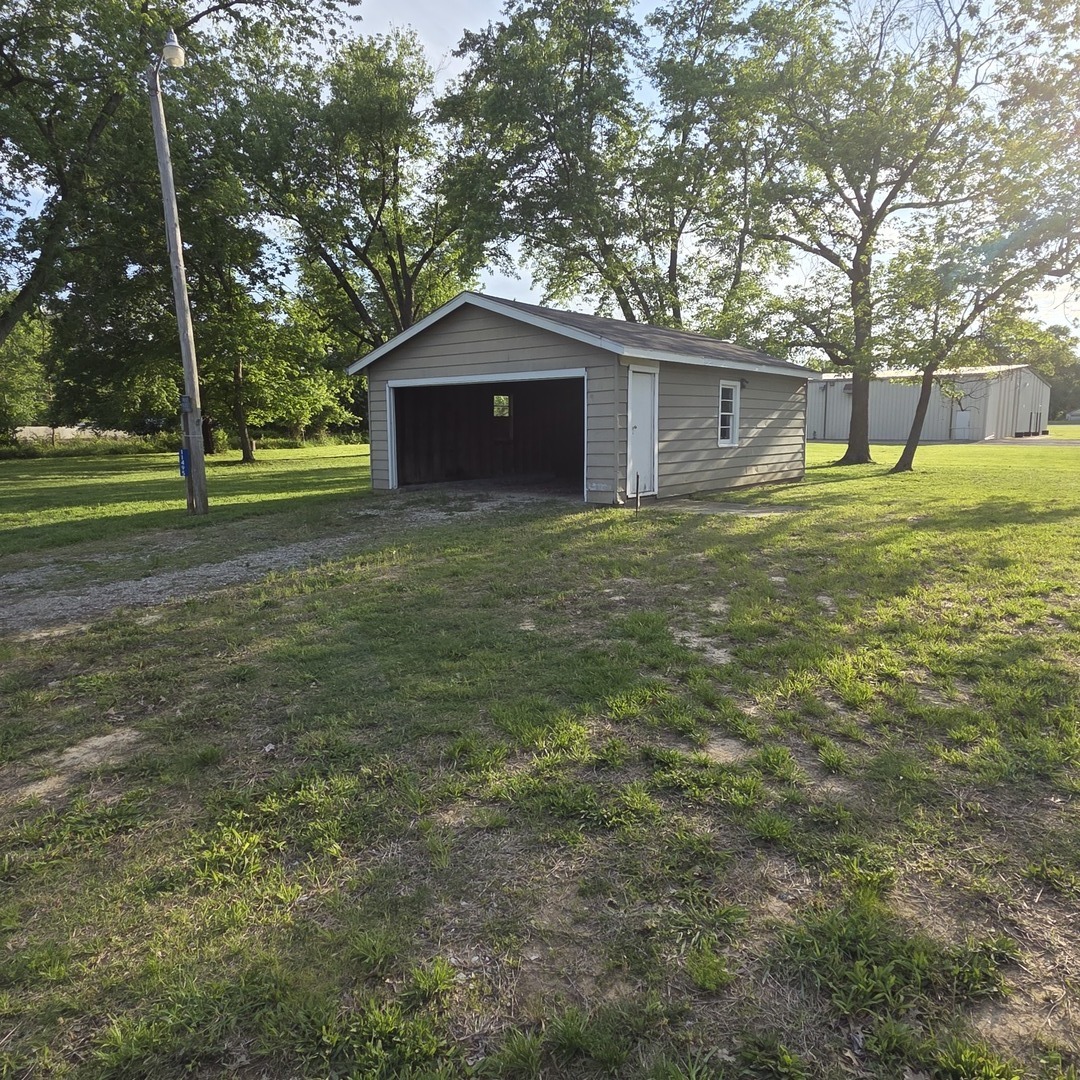11495 North Brownsville Road Mount Vernon, IL 62864 - Photo 4 of 21