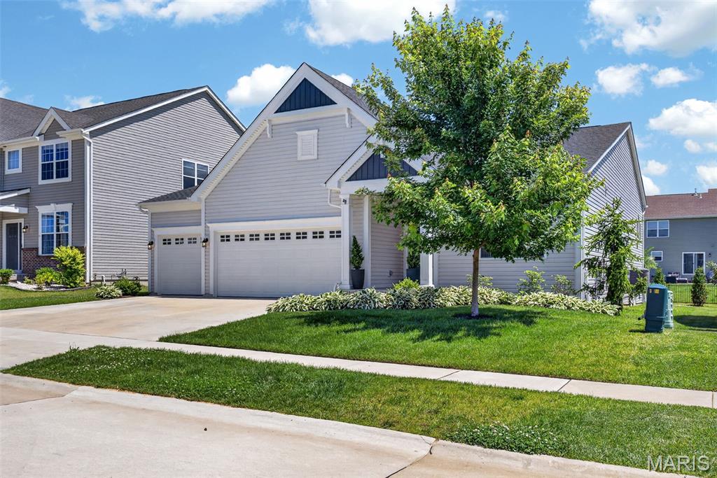849 Upland Loop O'Fallon, MO 63368 - Photo 3 of 69