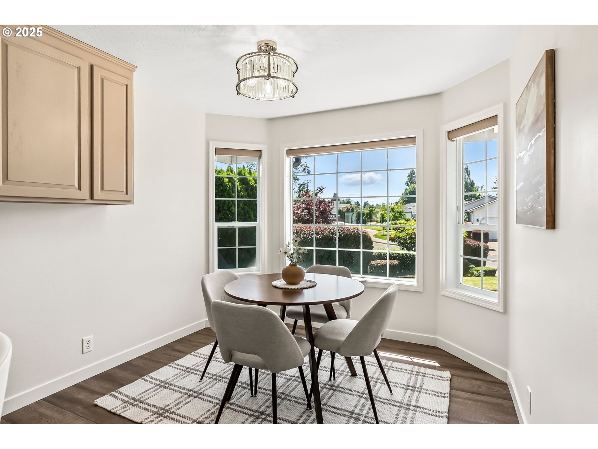 1860 Ridgley Boulevard Eugene, OR 97401 - Photo 16 of 38 Kitchen/Nook