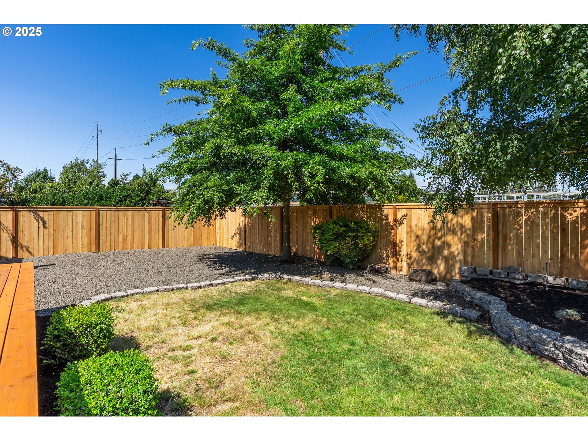 1860 Ridgley Boulevard Eugene, OR 97401 - Photo 32 of 38 Backyard