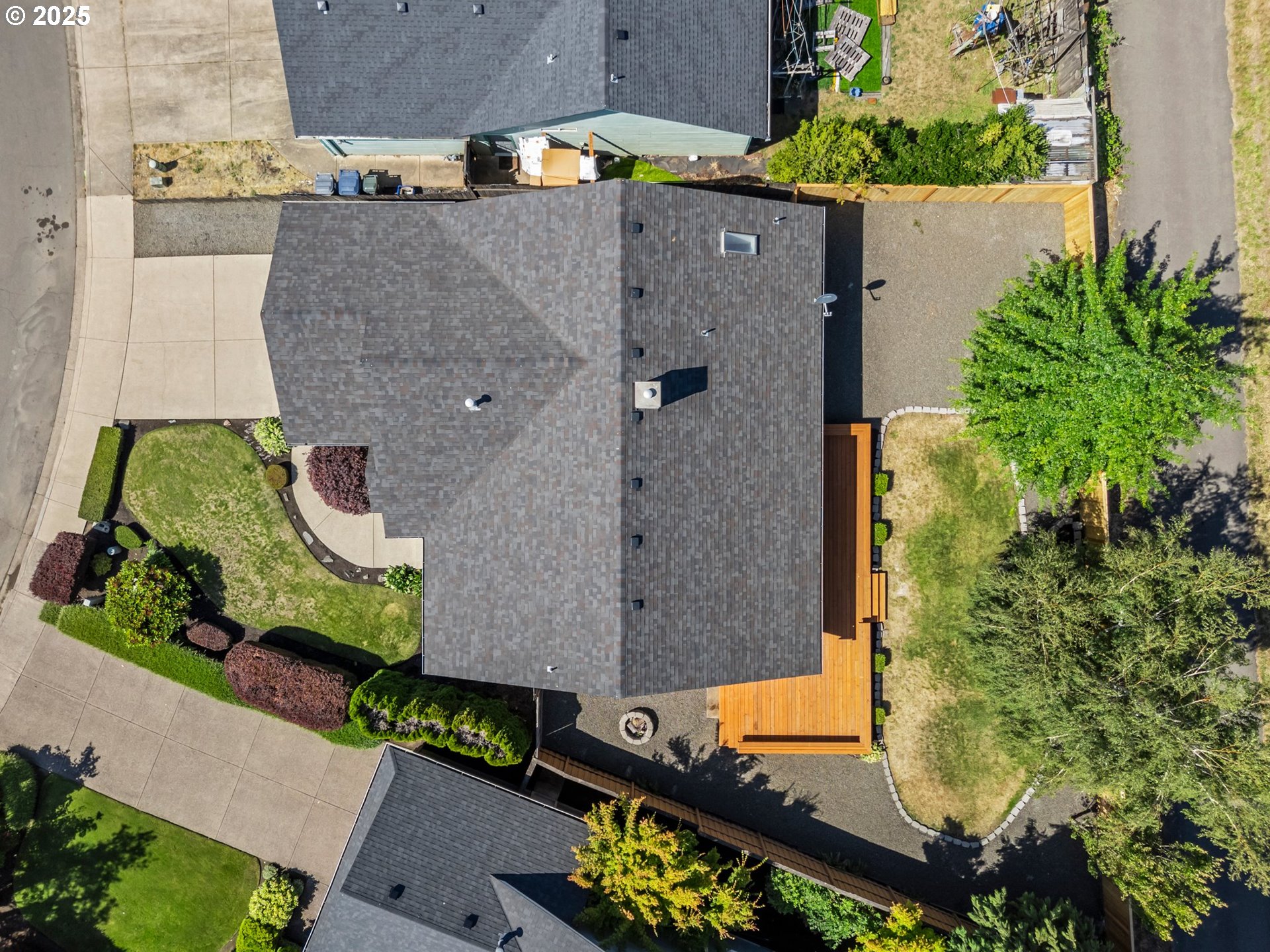 1860 Ridgley Boulevard Eugene, OR 97401 - Photo 35 of 38 Drone View/UAV