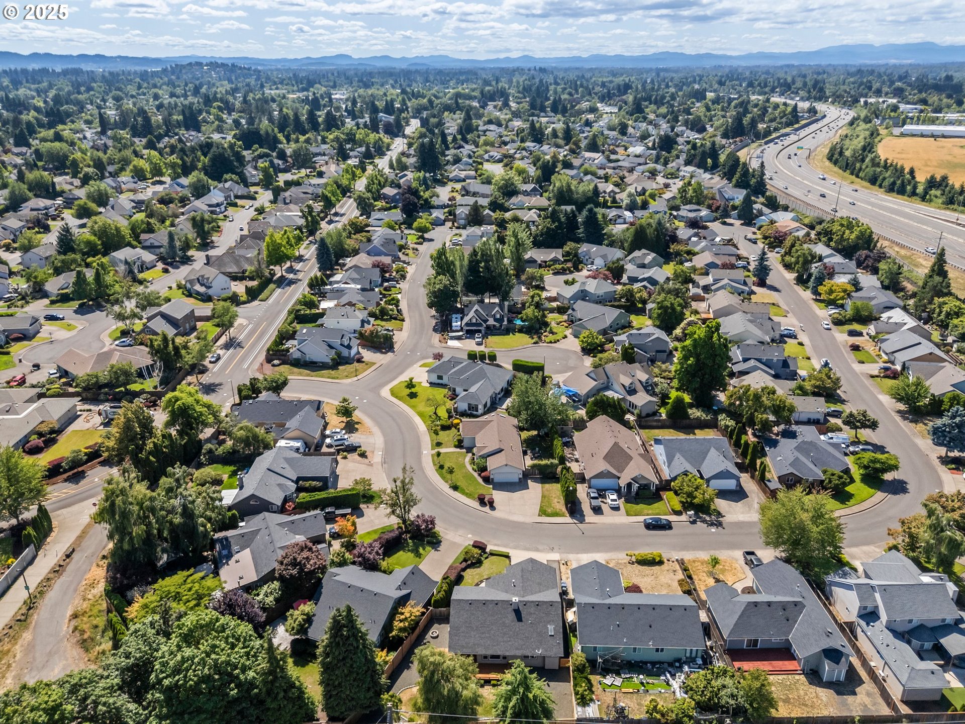 1860 Ridgley Boulevard Eugene, OR 97401 - Photo 36 of 38 Drone View/UAV