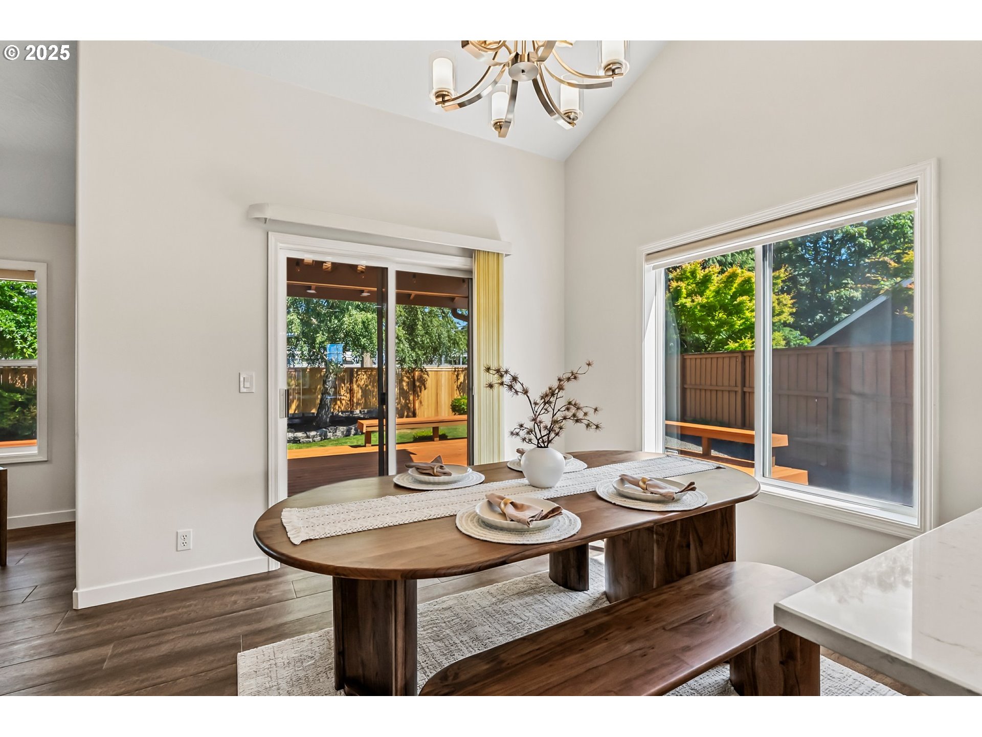 1860 Ridgley Boulevard Eugene, OR 97401 - Photo 10 of 38 Dining Room