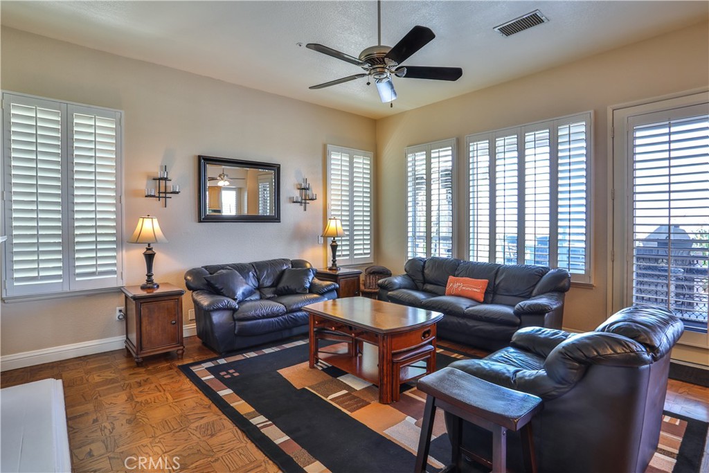 1412 San Clemente Circle Corona, CA 92882 - Photo 12 of 74