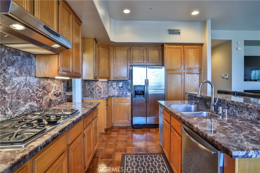 1412 San Clemente Circle Corona, CA 92882 - Photo 19 of 74