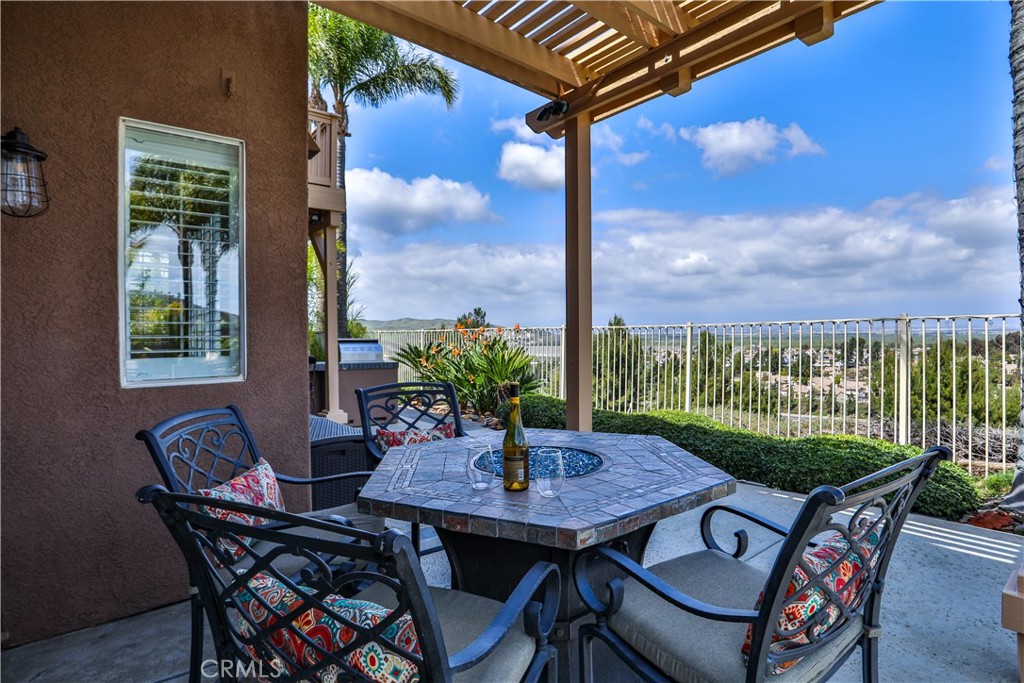 1412 San Clemente Circle Corona, CA 92882 - Photo 53 of 74