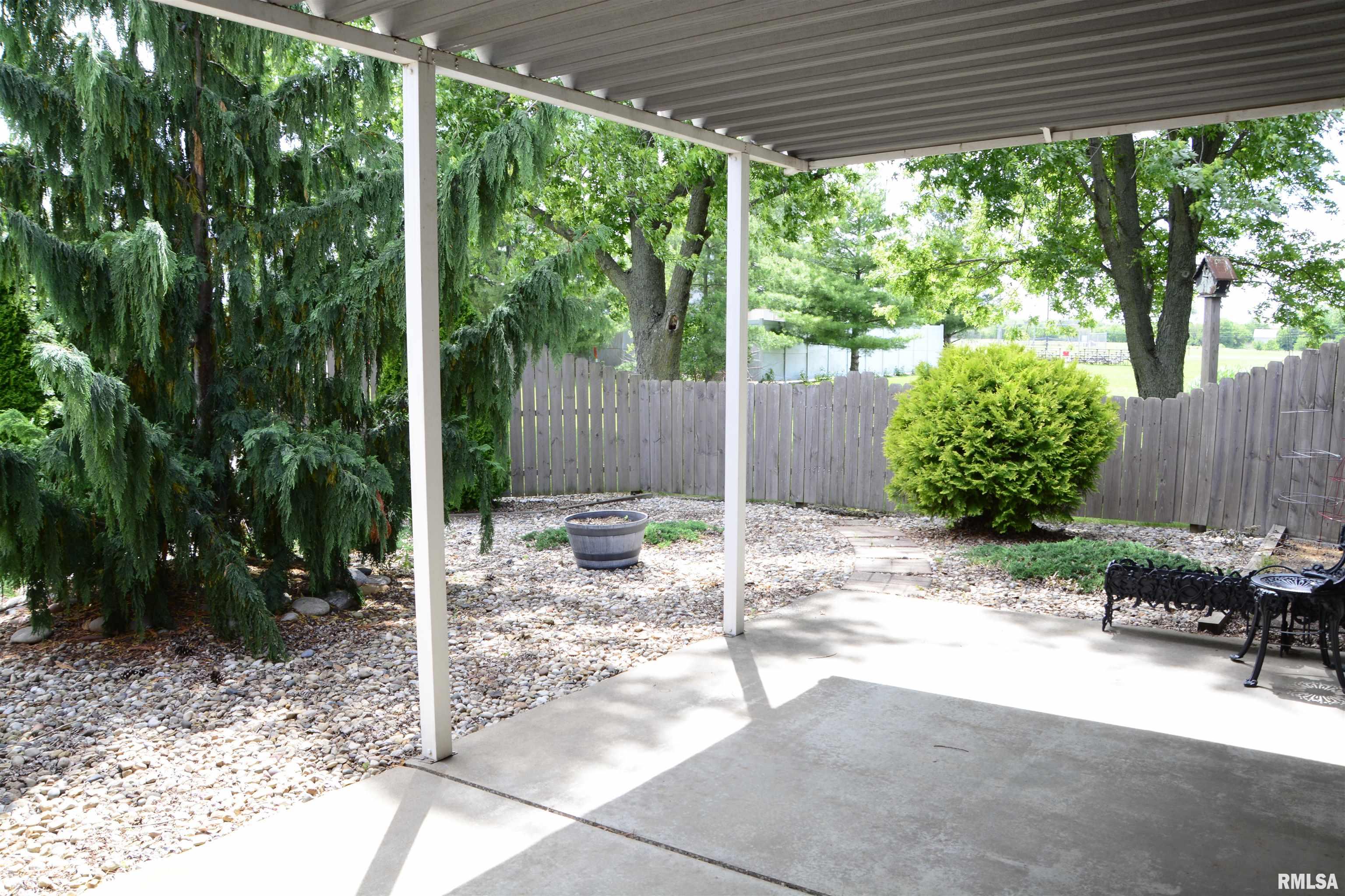 1220 Maple Avenue Macomb, IL 61455 - Photo 19 of 20