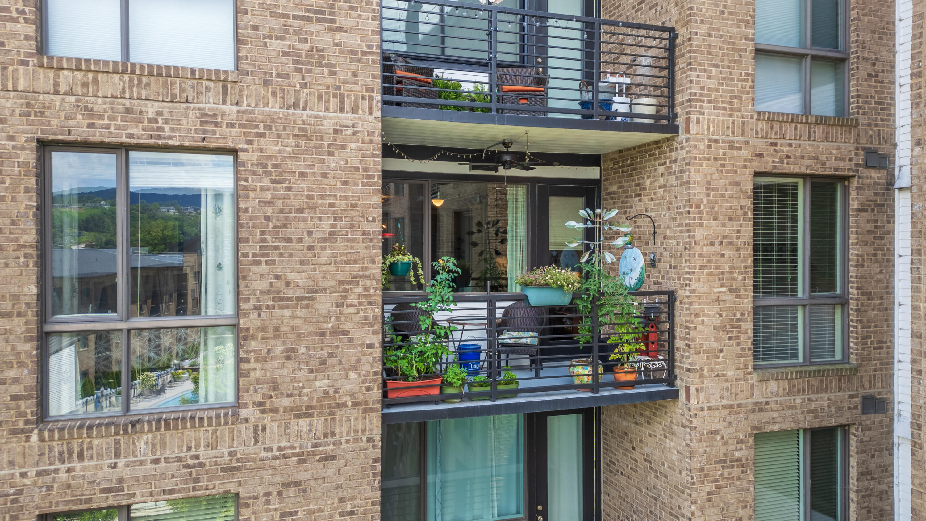 200 Manufacturers Road, Unit 629 Chattanooga, TN 37405 - Photo 3 of 47 Outdoor Living Space