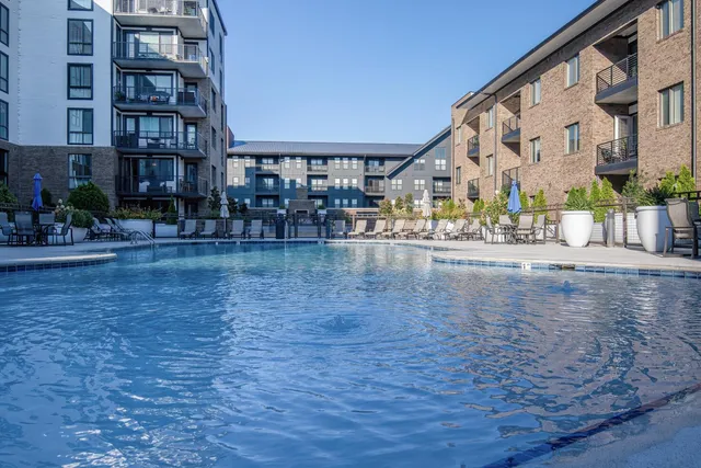 $499,000 | 200 Manufacturers Road, Unit 629, Chattanooga, TN 37405