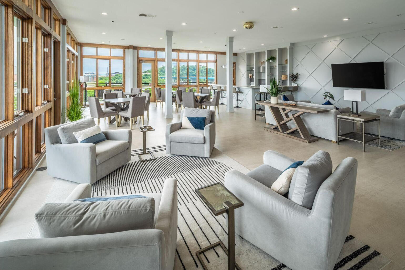 200 Manufacturers Road, Unit 629 Chattanooga, TN 37405 - Photo 41 of 47 Penthouse Clubroom