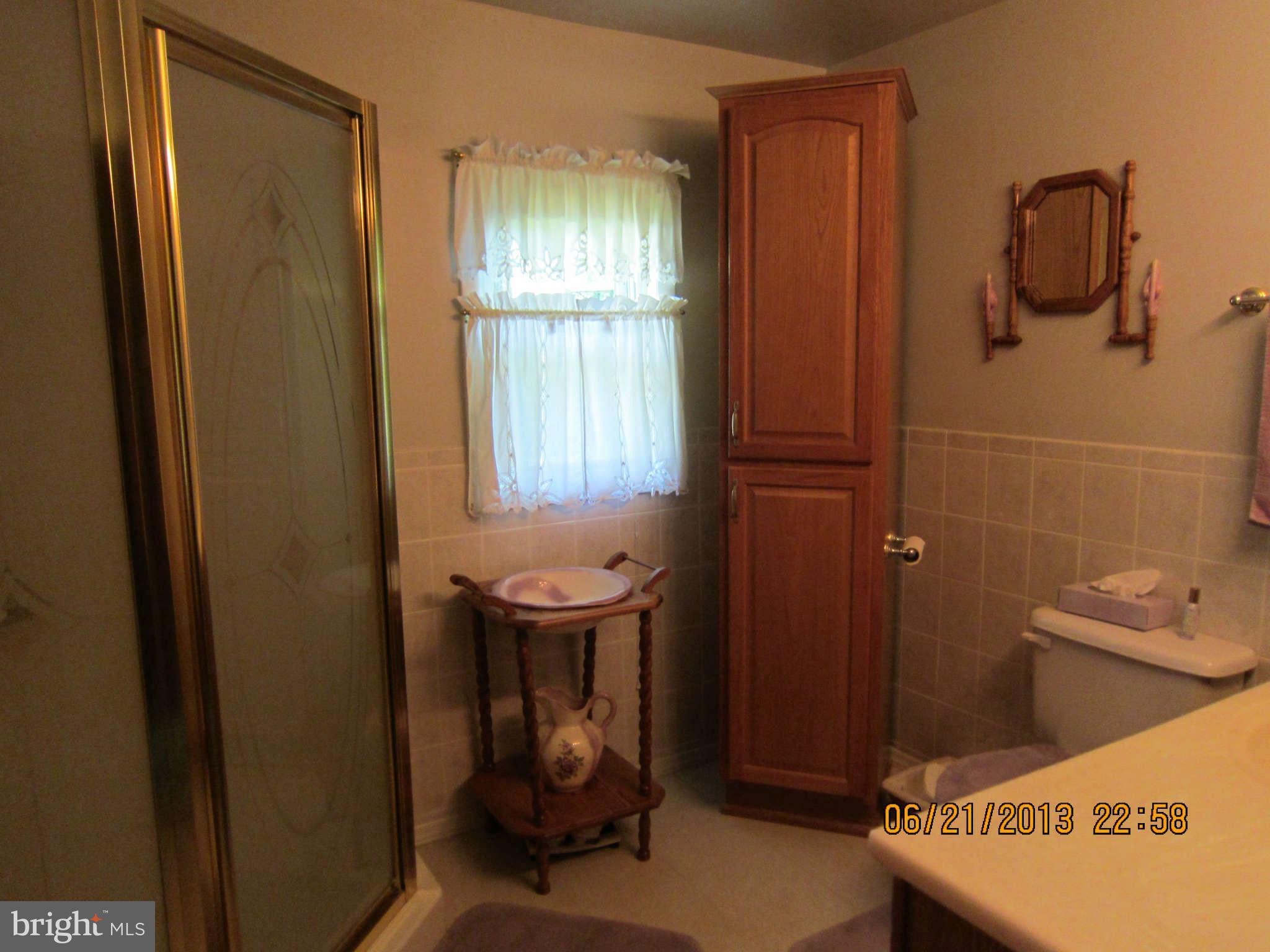 148 Russ Road Front Royal, VA 22630 - Photo 18 of 26 Bath