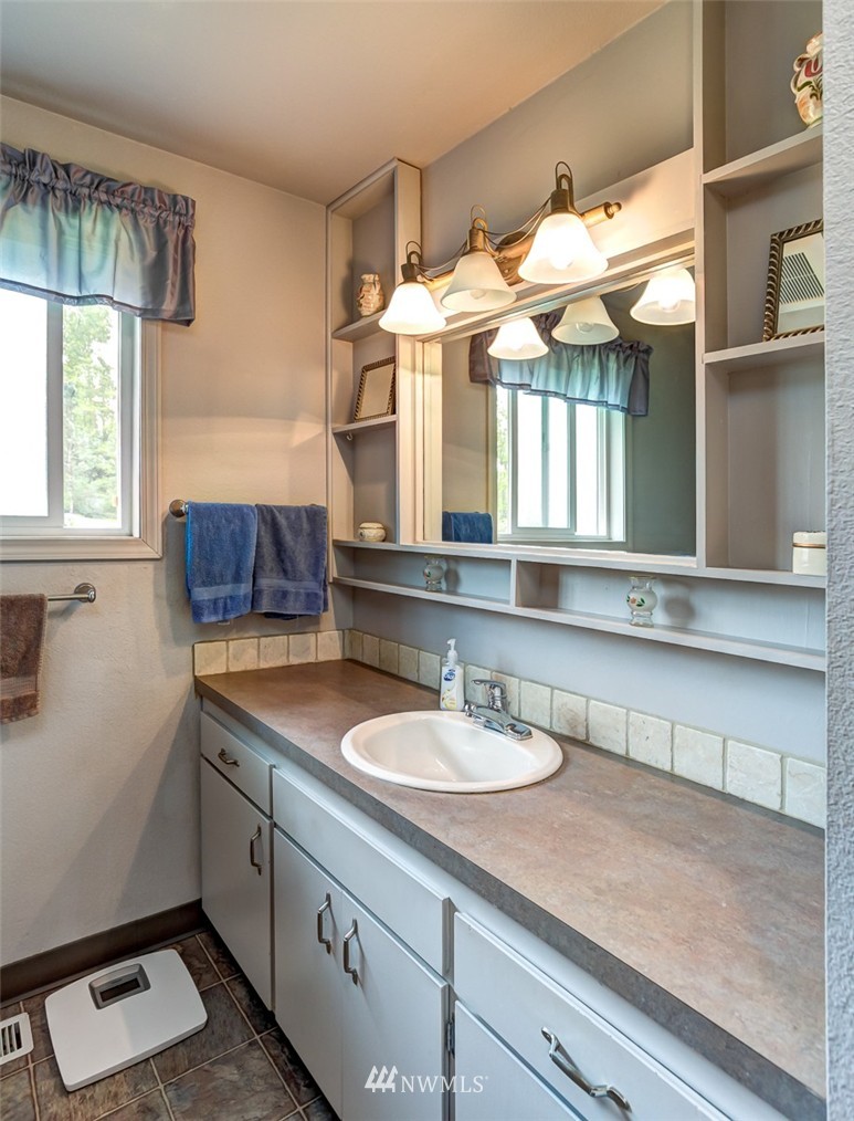 3135 McLeod Road Bellingham, WA 98225 - Photo 14 of 19 Gallery Image 14