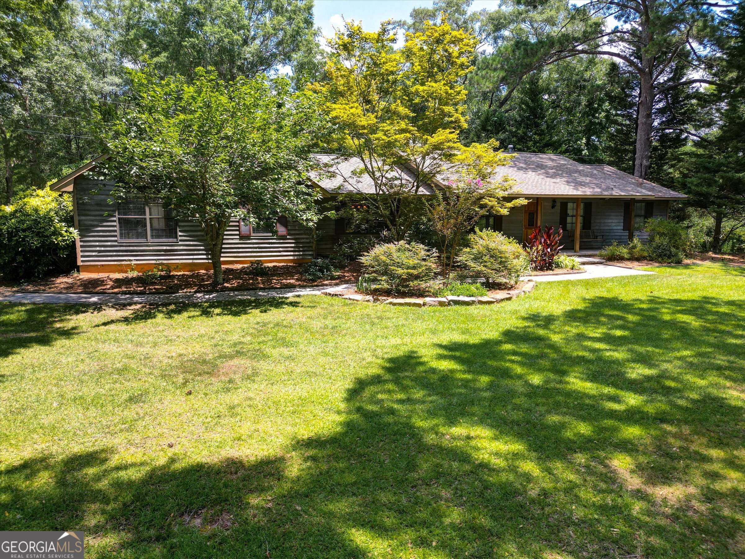 424 Hampton Road Hampton, GA 30228 - Photo 11 of 96