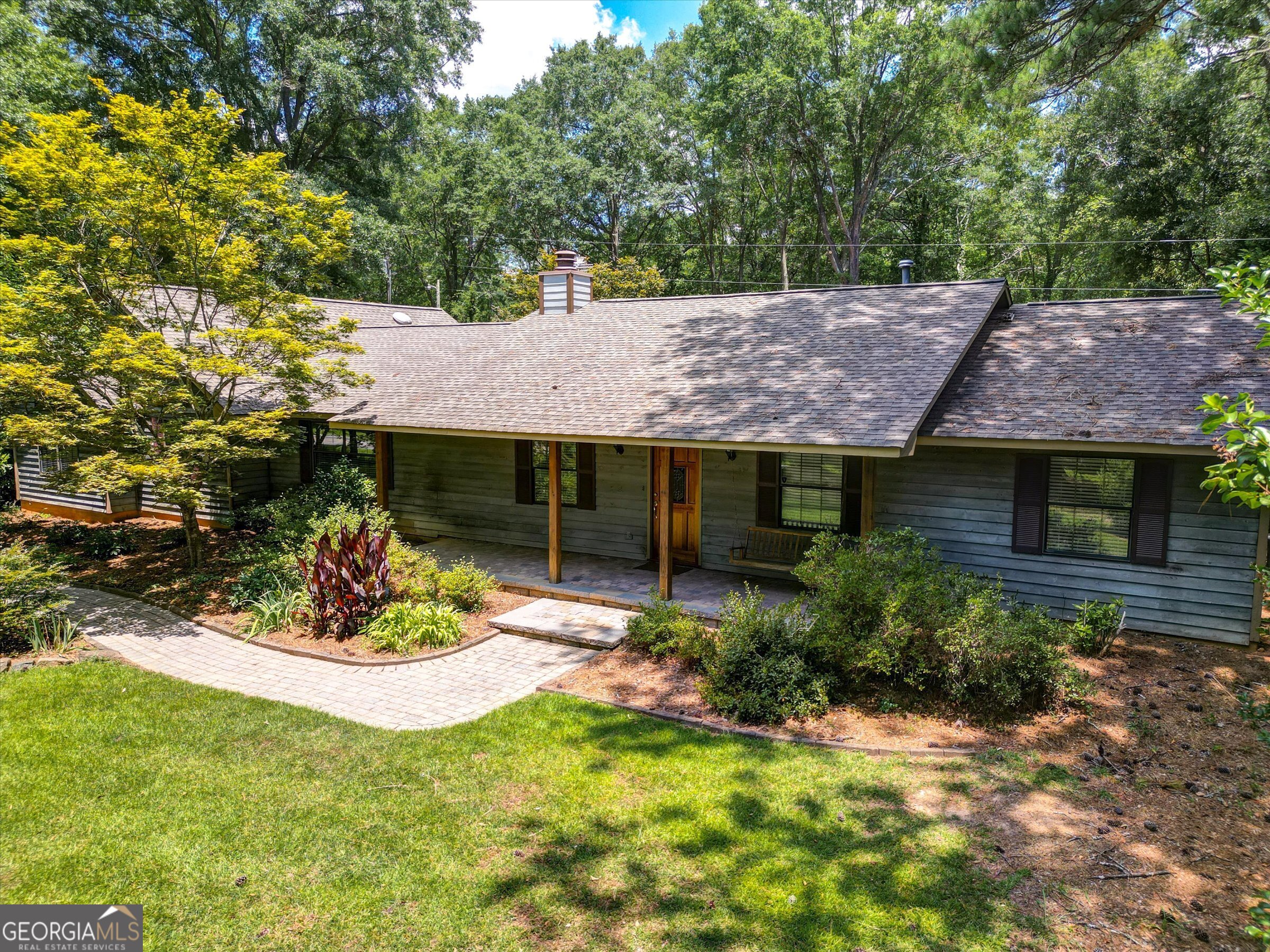 424 Hampton Road Hampton, GA 30228 - Photo 14 of 96